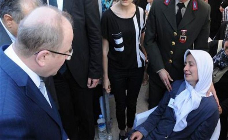 Şehit eşinden Bakan'a tepki