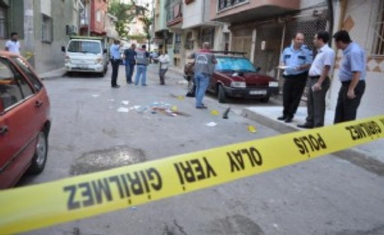 Boşandığı eşini öldürüp intihara kalkıştı
