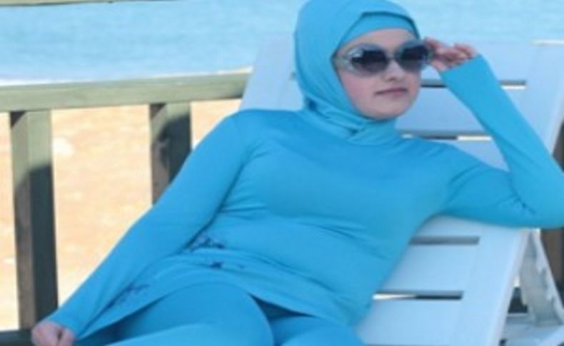 Tesettürle havuza girmek yasaklandı