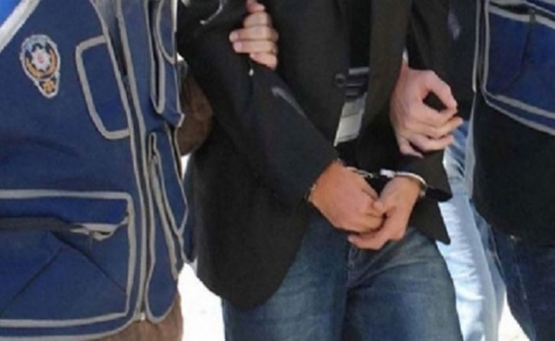 İzmir'de gasp zanlısı tutuklandı