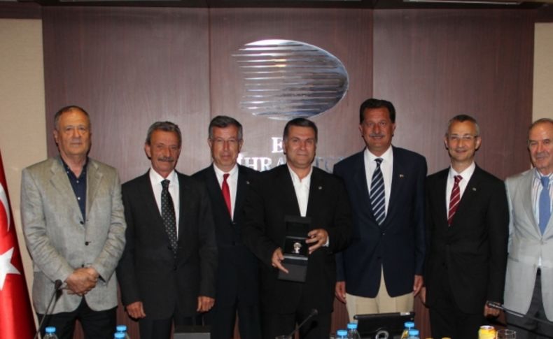 41 yıllık hizmete EİB'den vefa