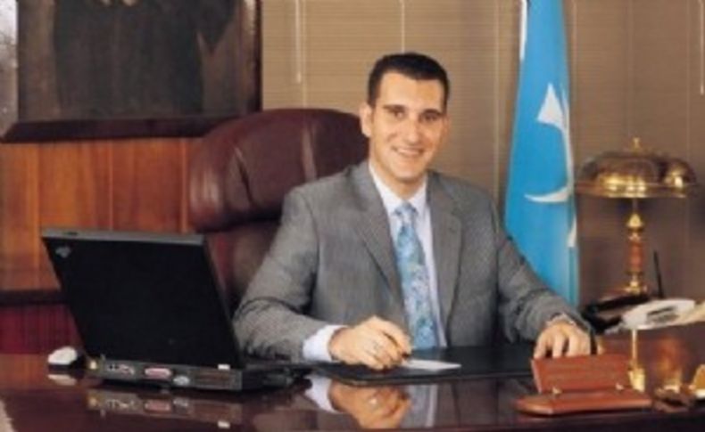 Kaya istifa etmiyor