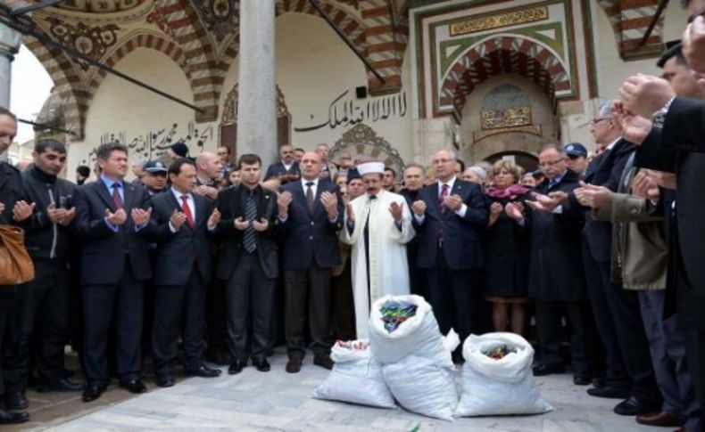 473'üncü mesir dualarla karıldı