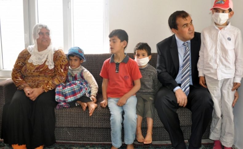 4 çocuğu da sara hastası olan kadın, yılın annesi seçildi