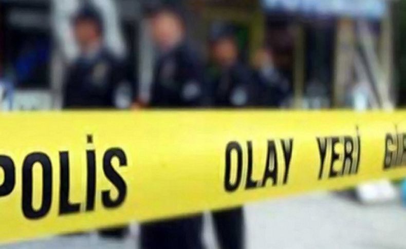 50 yıllık eşini başına çekiçle vurarak öldürdü