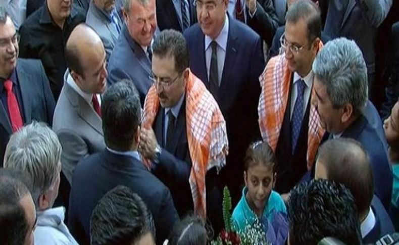 Bakan Altınok'tan eski müdüre 'sevgi tokadı'