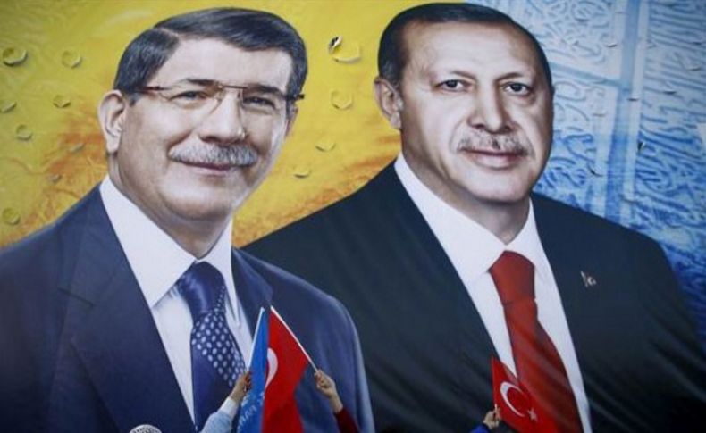 Dünya AK Parti'deki bomba kararı böyle gördü