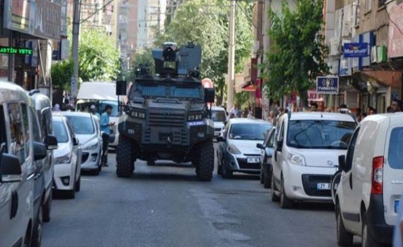 600 polis o mahalleye dönüyor!