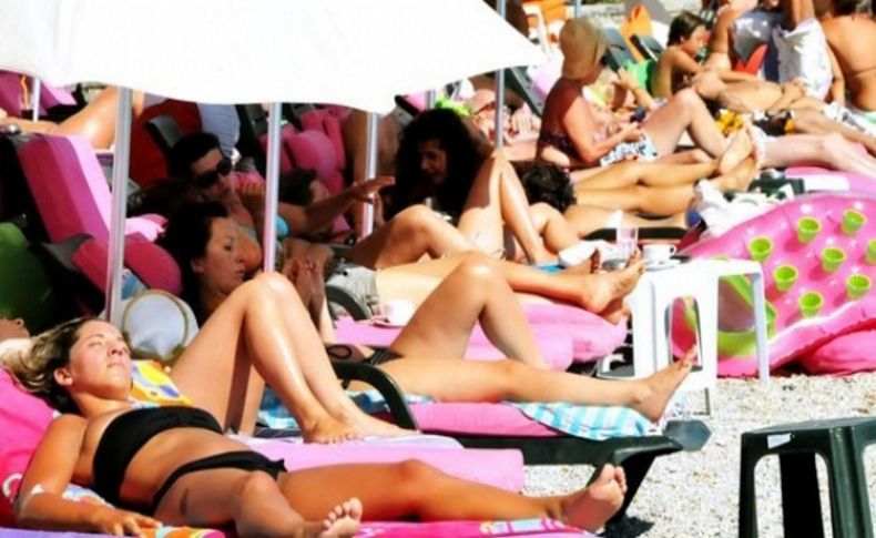 Bakan Avcı'ya sunulan turizm raporunda şok iddia!