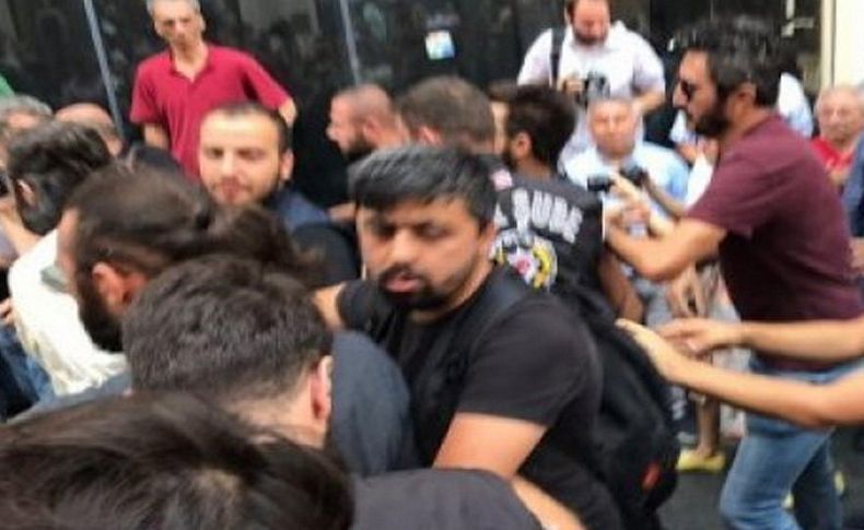700. eyleme kelepçeli engel