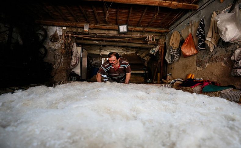 8 asırlık Tire Çarşısı eski günlerini arıyor