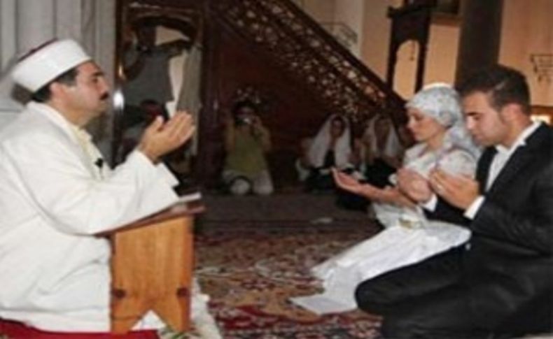 İzmirli kadın başkanın imam nikahı tepkisi