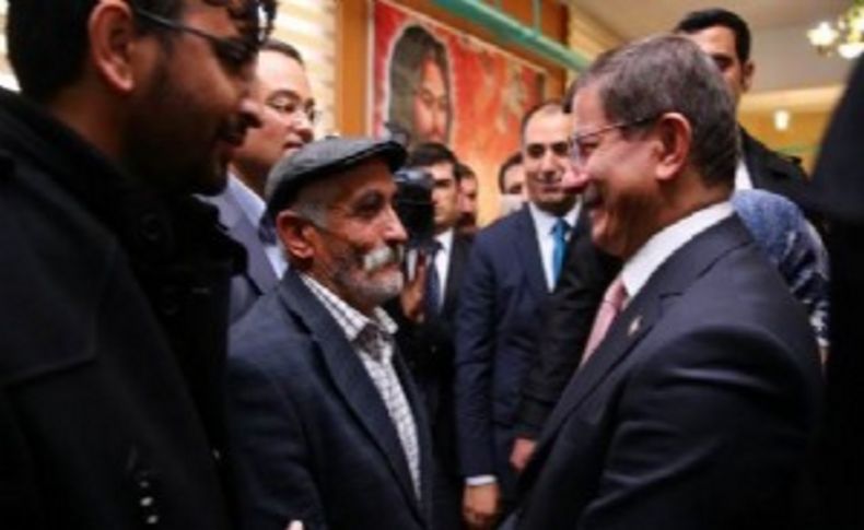 Davutoğlu'na Tunceli'de protesto