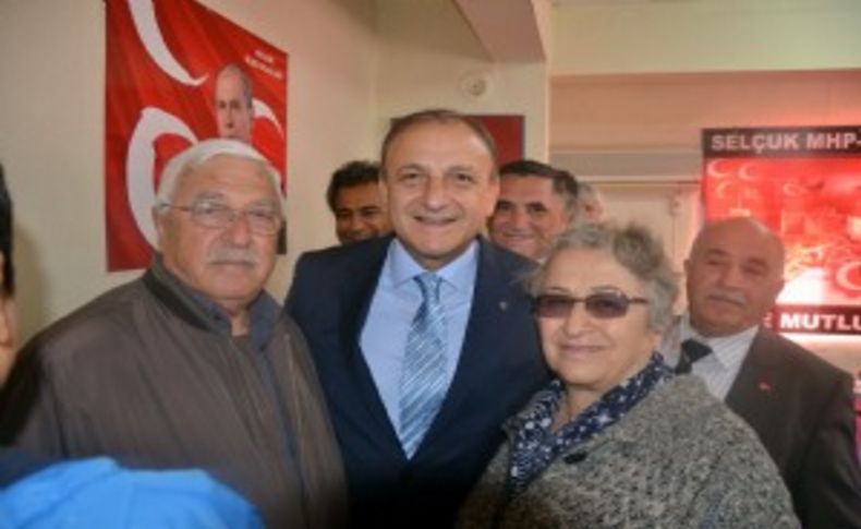 Selçuk'ta 280 Kişi MHP'ye Katıldı