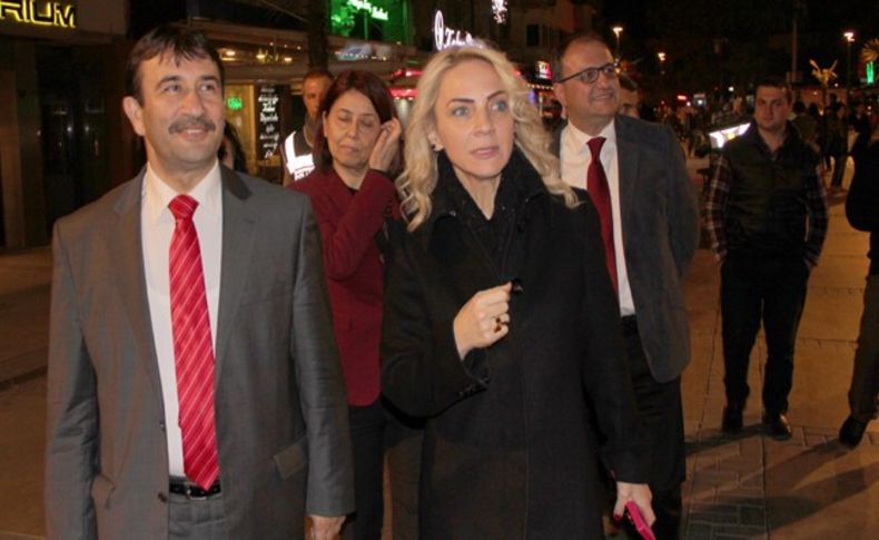 İzmir Halk Sağlığı Müdürlüğü'nden sigara denetimi