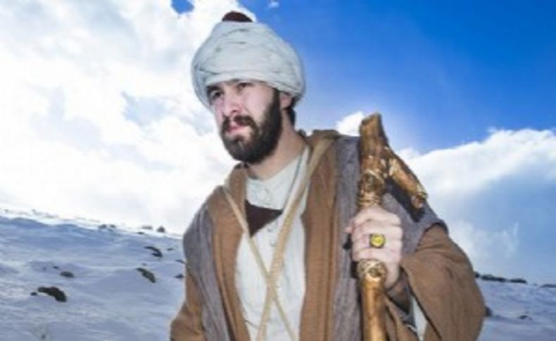 Furkan Palalı sette donuyordu