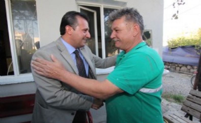 Soylu personeliyle bayramlaştı