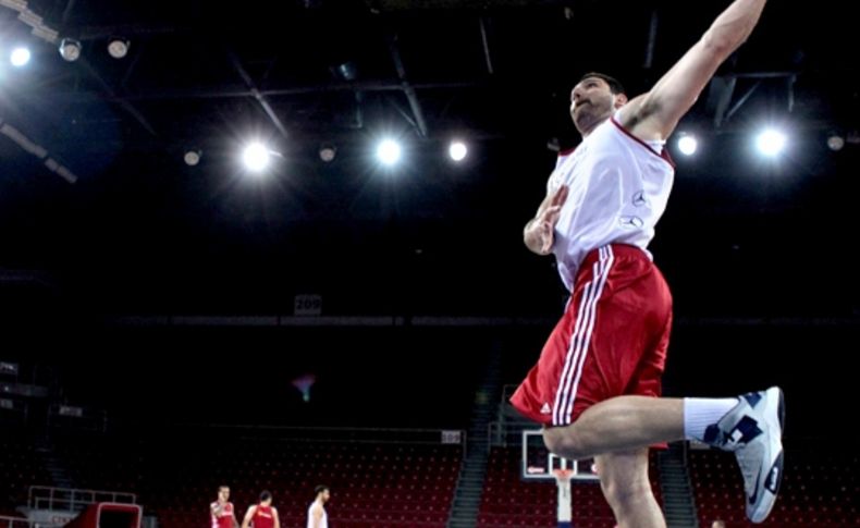 A Milli Basketbol Takımı hazırlıklarını sürdürdü
