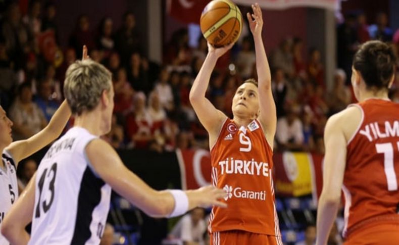 A Milli Kadın Takımı, Slovakya’yı da 66 - 48 yenerek 3'te 3 yaptı