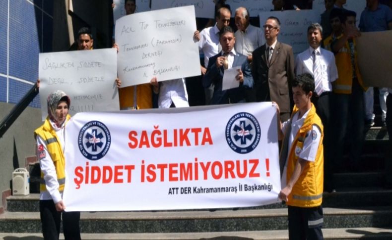 Acil tıp teknisyenleri sağlıkta şiddete 'hayır' dedi