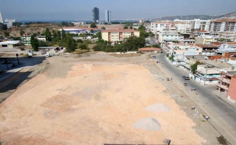 Bayraklı Adalet Mahallesi’ne otopark müjdesi