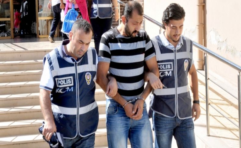 Adliyeye çıkarken ağlayan eşini uyardı: Ey kafanı bir şey olmaz