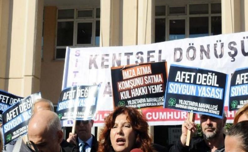 Afet Riski Altindaki Alanlarin Dönüştürülmesi Yasasi'ni Protesto Ettiler