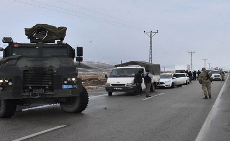 Ağrı'da gümrük müdürlüğü aracına roketli saldırı: 1 şehit