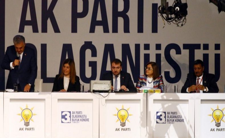 AK Parti’de tüzük değişti