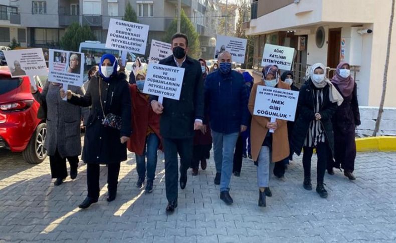 AK Parti’nin ‘heykel’ protestosuna CHP’den ‘trajikomik’ göndermesi