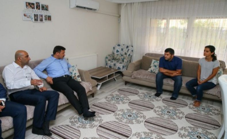 AK Partili Dağ Alperen’in ailesini ziyaret etti
