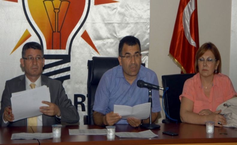AK Parti Çukurova sandık görevlilerini topladı