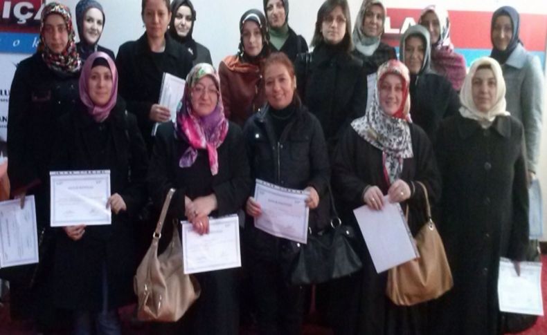 Akansu Koleji 'Anne Okulu' semineri düzenledi