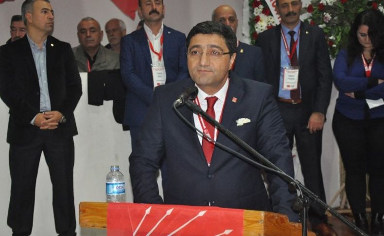 Akdağ'a delegelerden destek