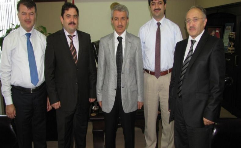 Akhisar Kaymakamı Peker eğitimcileri ağırladı
