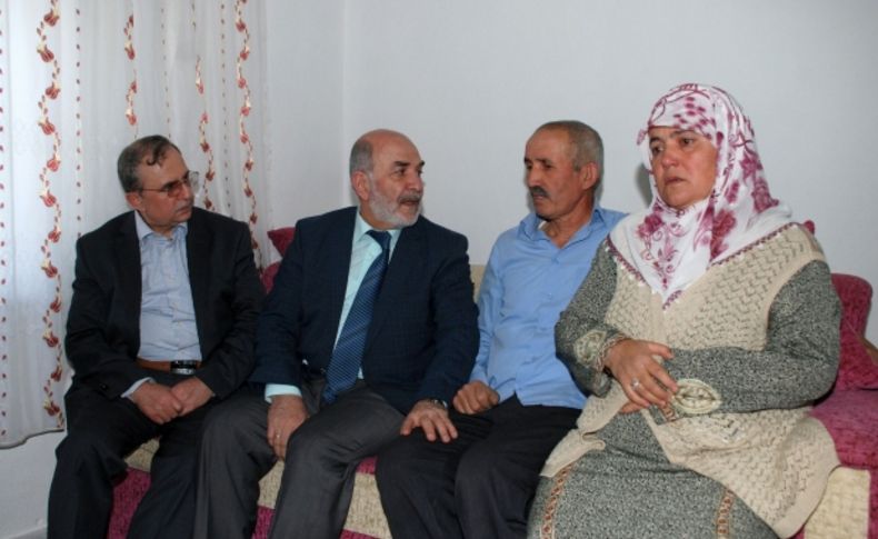 Akil İnsanlar'dan şehit ailesine ziyaret