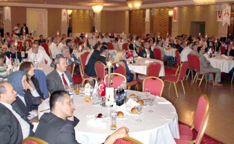 Akmaz: Veterinerlerin güvenilir gıda temininde rolü büyük