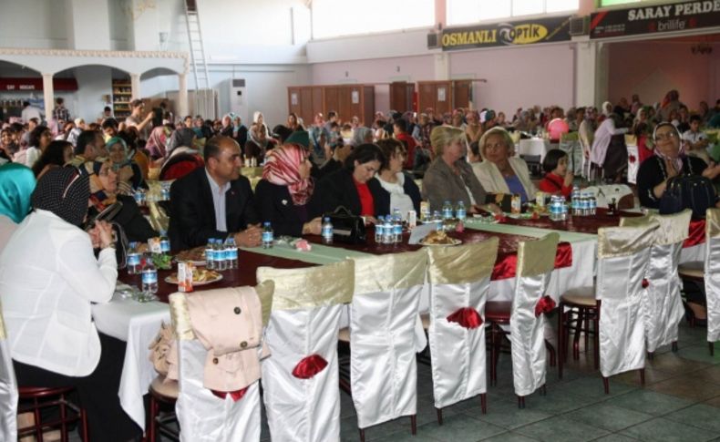 Aksaray Belediyesi annelere özel program düzenledi