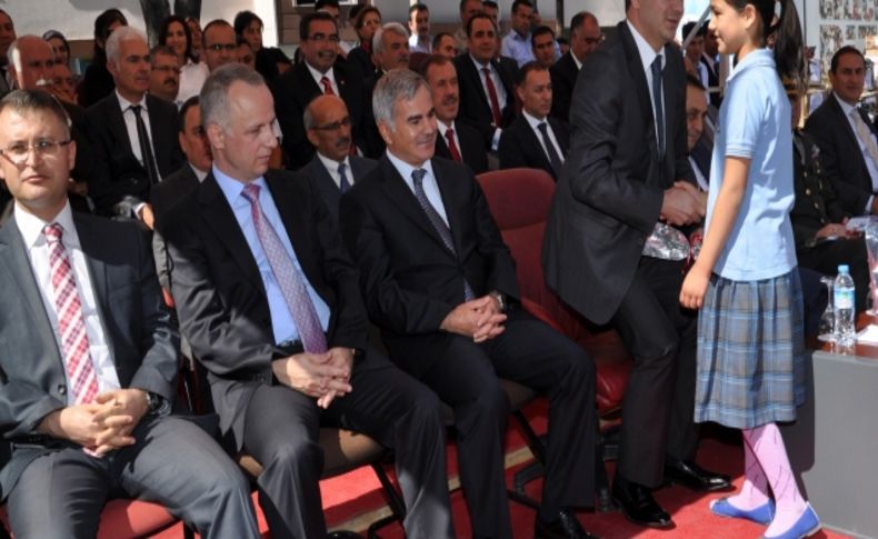 Aksaray’da 85 bin öğrenci için ders zili çaldı