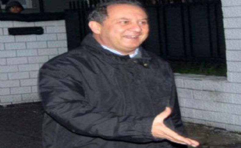 Kurmay Albay'a seri beraat