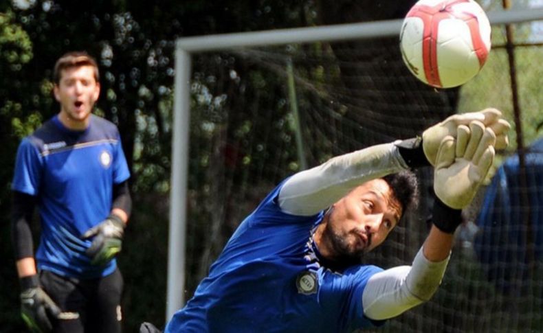 Altay'da Burak duvar ördü