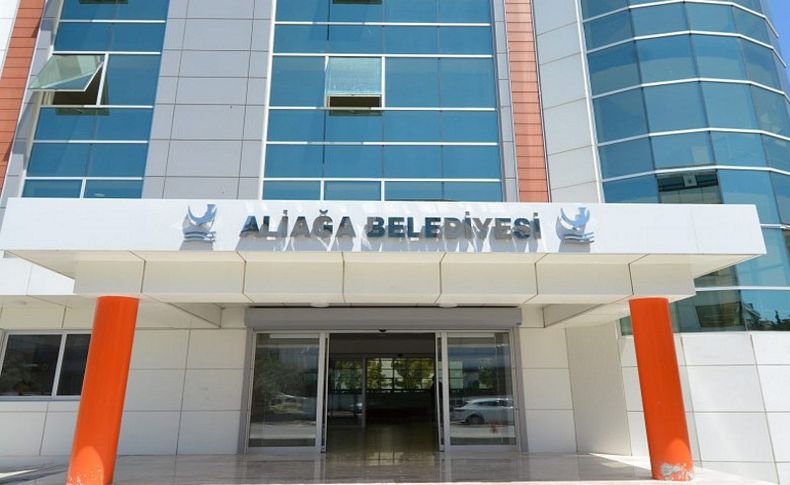 Aliağa'daki işçi krizi bıçaklı kavgaya dönüştü! Belediyede sular durulmuyor