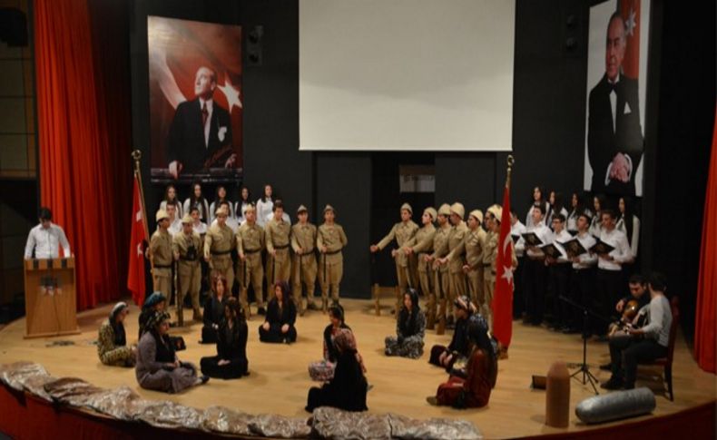 Aliağa'da duygulandıran 18 Mart oratoryosu