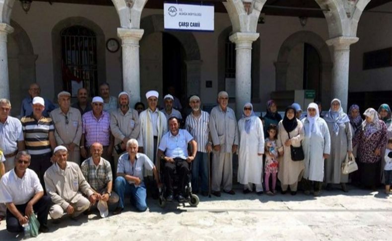 Aliağa'da hacı adayları yola çıktı