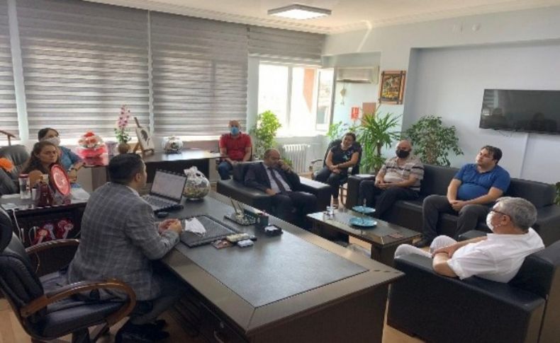 Aliağa İlçe Milli Eğitim Müdürlüğünde devir teslim töreni