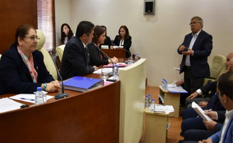 Aliağa Belediye Meclisinde tartışılan önerge