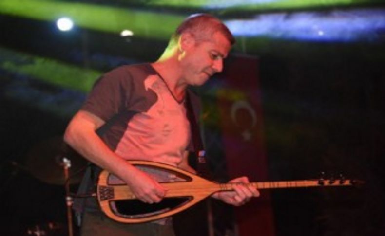 Aliağalılar Levent Yüksel ile coştu