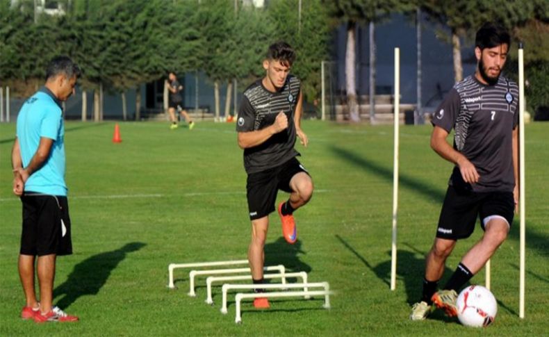Altay'ın gençleri sahaya indi