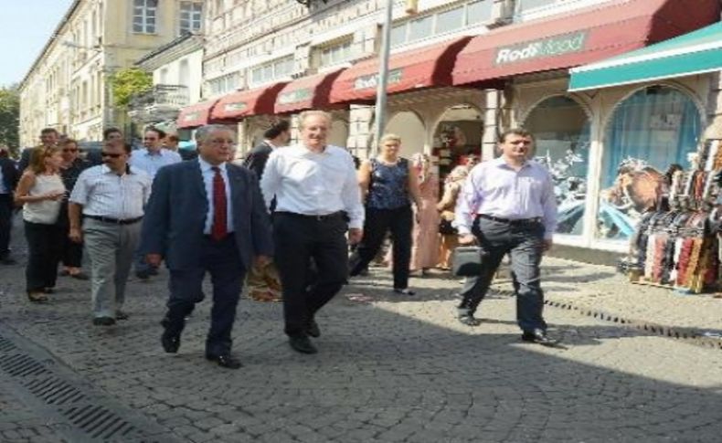 Alman Başkan Kemeraltı'na bayıldı