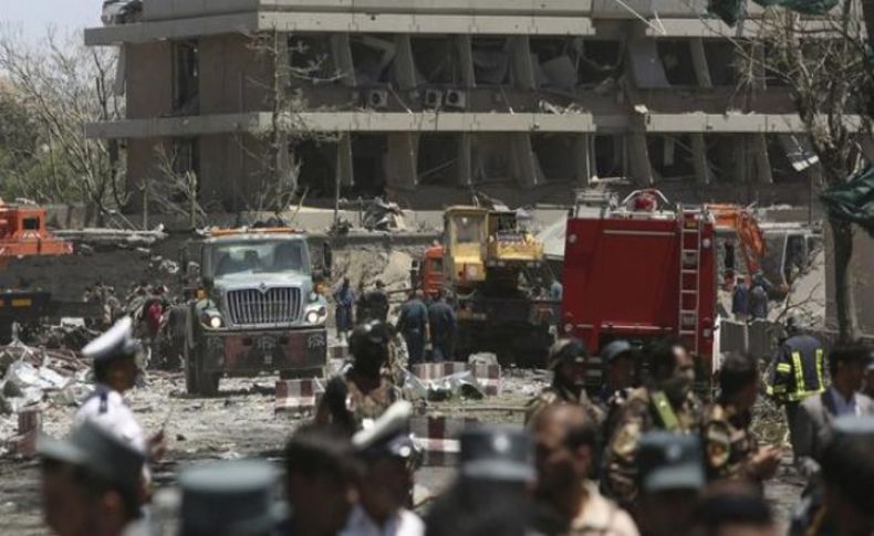 Almanya Büyükelçiliği yanında bombalı saldırı!